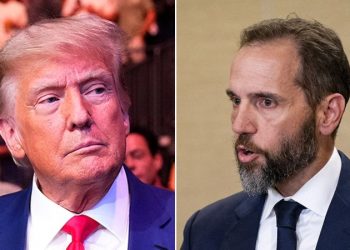 Supreme Court: Trump must respond to special counsel’s presidential immunity petition before Christmas