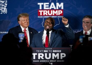 Tim Scott sets crowd alive with one-liner after Trump says he ‘must really hate’ Haley