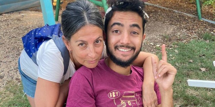 Mother of American hostage held by Hamas asks for global support to mark 100 days of captivity