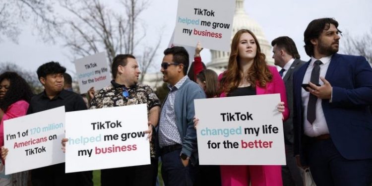 50 Democrats, 15 Republicans vote ‘no’ on bill aimed at blocking TikTok