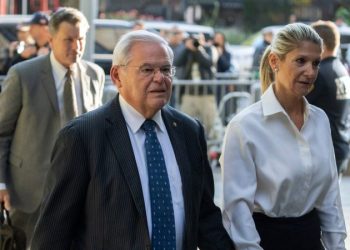 Sen Menendez charged with obstruction of justice in another superseding indictment