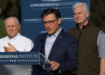 House GOP leaders call Schumer’s Israel comments ‘inappropriate,’ demand apology in impromptu press conference