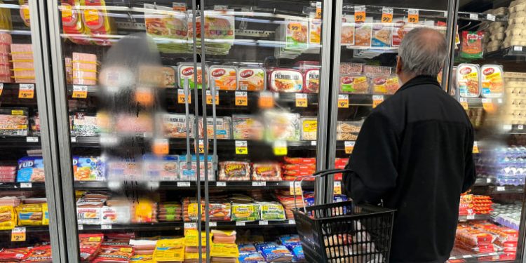 Economic uncertainty reigns as the grip of inflation persists