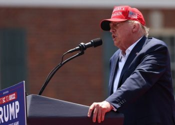 Billionaire donors plan to shower Trump with millions in April: ‘fundraising juggernaut’