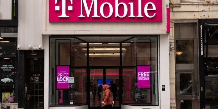 T-Mobile to acquire most of U.S. Cellular in $4.4 billion deal