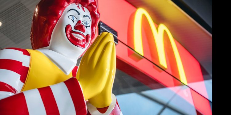 Why is Jim Cramer optimistic on McDonald’s despite Q2 weakness?