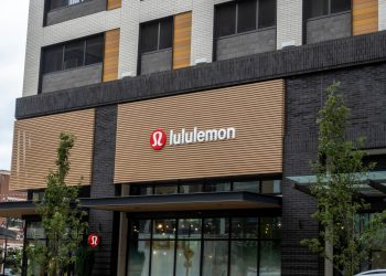 Lululemon stock price is falling apart; it could get worse