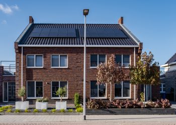 GLJ Research labels SunPower stock as ‘worthless’ amid operational halt and financial woes