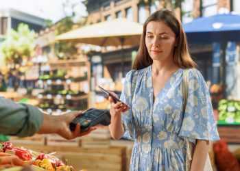 One-third of UK adults now use mobile contactless payments