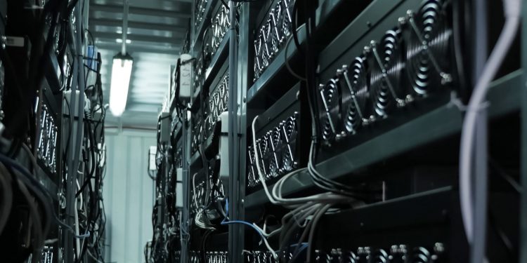 Cantor Fitzgerald sets $20 price target for Core Scientific stock: Should you buy?