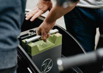 Advancements in lithium-ion batteries: Scientists make game-changing breakthrough