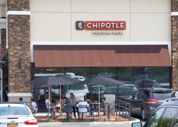 Chipotle stock dips 14% as CEO Brian Niccol moves to Starbucks: Is it a buy?