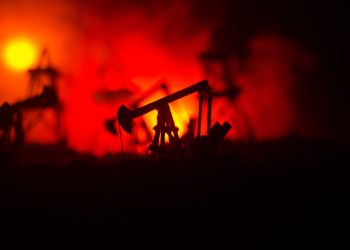 Crude oil prices surge for fifth consecutive day, exceeding $77 amid Pentagon’s Middle East deployment