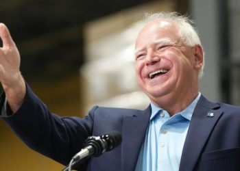 GOP veteran-lawmakers drop scathing ‘stolen valor’ letter to Walz as Trump camp rips ‘Freakish Timothy’