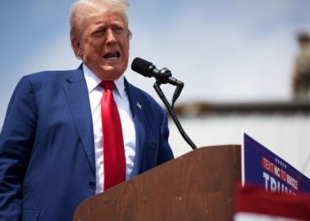 Trump ends feud with swing-state governor he slammed as ‘disloyal’