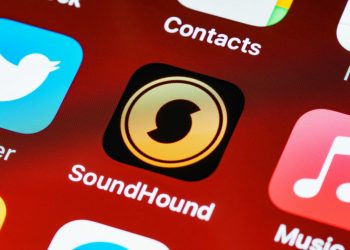 SoundHound stock surges 18% following acquisition of Amelia AI: Good time to buy?