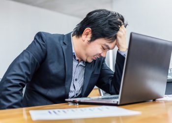 Nikkei 225 experiences historic plunge, Topix swoops amidst global recession fears