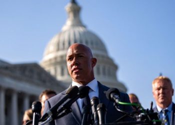 Mast demands VA fire staffers over Vance, Walz medical record breach, FBI probe possible foreign interference