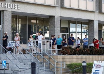 Russia remains ‘active threat’ in influencing 2024 election, likely to focus on swing states: U.S. officials