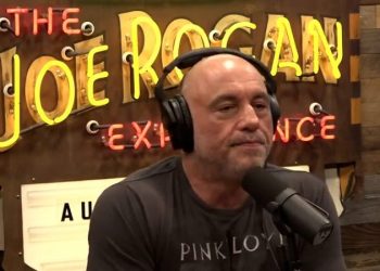 Trump gets last-minute round of big-name endorsements including Joe Rogan, son of Roberto Clemente