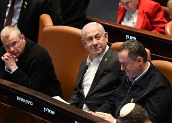 Netanyahu goes against doctor’s orders, appears in Israeli parliament after surgery