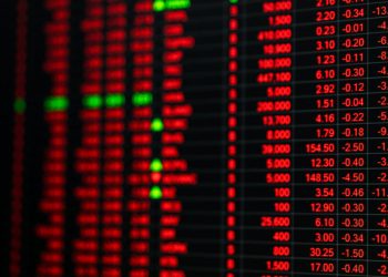 Asian stocks wobbly on Thursday: Nikkei down 1%, Hang Seng flat