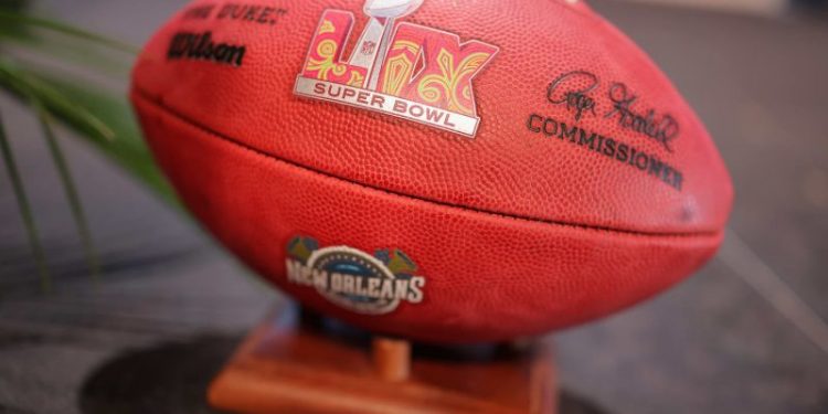 Super Bowl ads beckon up to $8 million apiece for Fox