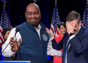 ANDREW BATES: How Democrats can crush Republicans on the economy and win the midterms