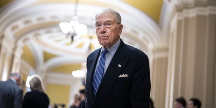 Dems’ ‘delay tactic’ to ‘malign’ Patel and stall FBI confirmation dismissed as ‘baseless’ by top Senate leader