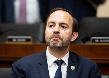 Lawmakers demand Bondi’s DOJ investigate Biden’s post-Election Day dismissal of green energy fraud lawsuit