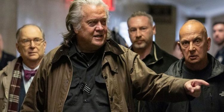 Steven Bannon pleads guilty to scheme to defraud in border wall fundraiser, avoids jail time