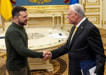 Trump envoy visits injured Ukrainian soldiers to deliver message, gets asked simple question