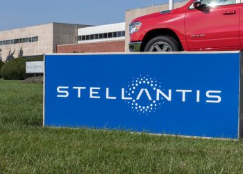 Stellantis share price has collapsed: death cross points to more pain