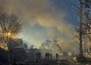 US continues to share data to protect Ukrainians against Russian strikes, despite intel pause: sources