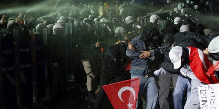 Turkey’s Erdogan continues crackdown on protesters following arrest of main rival on corruption charges