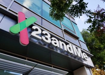 23andMe files for bankruptcy as co-founder Anne Wojcicki resigns as CEO