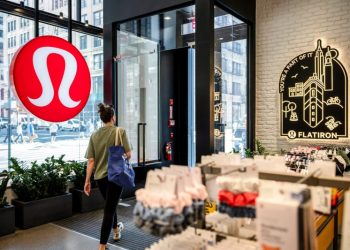 Lululemon shares drop 15% as CEO says inflation, economic concerns are weighing on spending