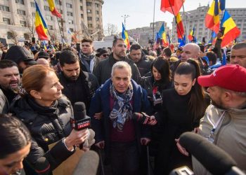 Romania blocks frontrunner from postponed presidential race