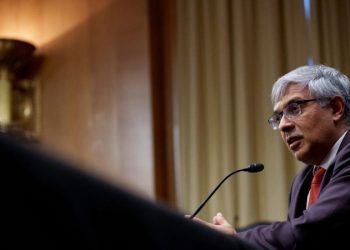 Trump’s pick for NIH director clears committee, heads to full Senate vote