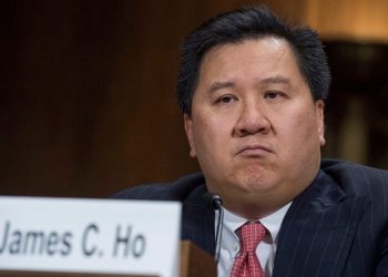 Federal judge appointed by Trump quits group over statement on threats