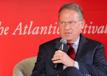 Trump not planning to fire Waltz after national security text chain leak