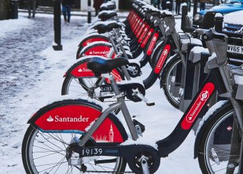 Santander branch closures: 95 UK branches to be shut in digital banking shift