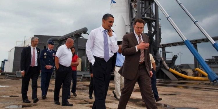 FLASHBACK: Unearthed photo shows smiling Obama touring SpaceX alongside ‘Nazi nepo baby’ Elon Musk