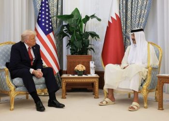 Trump signs agreements with Qatar on defense and Boeing purchases