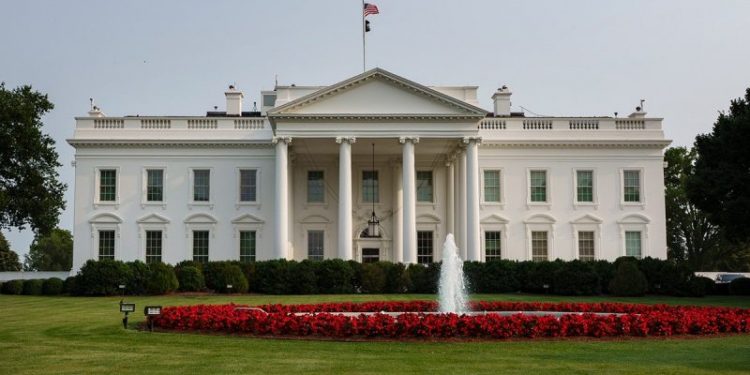 White House reveals highest-paid staffers–and 8 taking no salaries