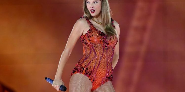 Group accused of using fake accounts to buy tickets to Taylor Swift and Springsteen shows