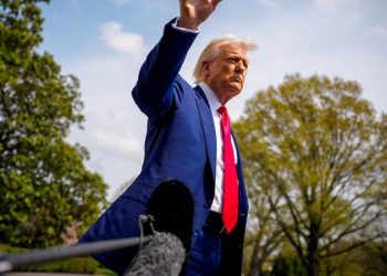 Trump Clashes With Reporter Over Tariffs, Citing Pandemic and ‘Fighting Lunatics’