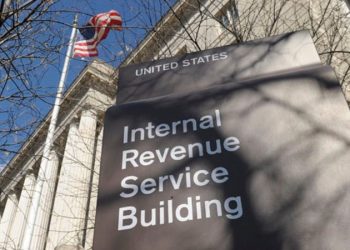Key aide in IRS’ Tea Party targeting controversy put on leave after allegations of new anti-GOP effort