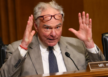 Dem senator compares American founding principle to Iran’s theocracy: ‘Extremely troubling’