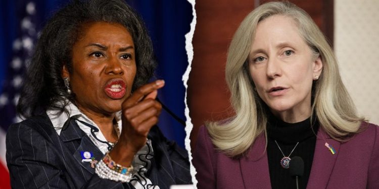 New poll in key showdown for Virginia governor indicates single-digit race